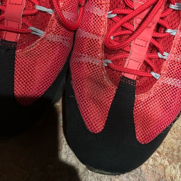 Men’s Nike Air Max 95 dynamic fly wire - Picture 4 of 4